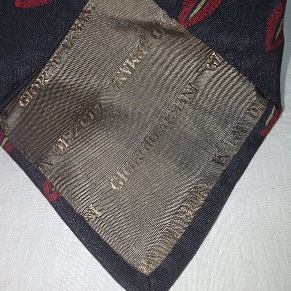 GIORGIO ARMANI CRAVATTE 100% SILK TIE BLACK WITH RED AND YELLOW OVAL DESIGN EUC - Picture 5 of 5